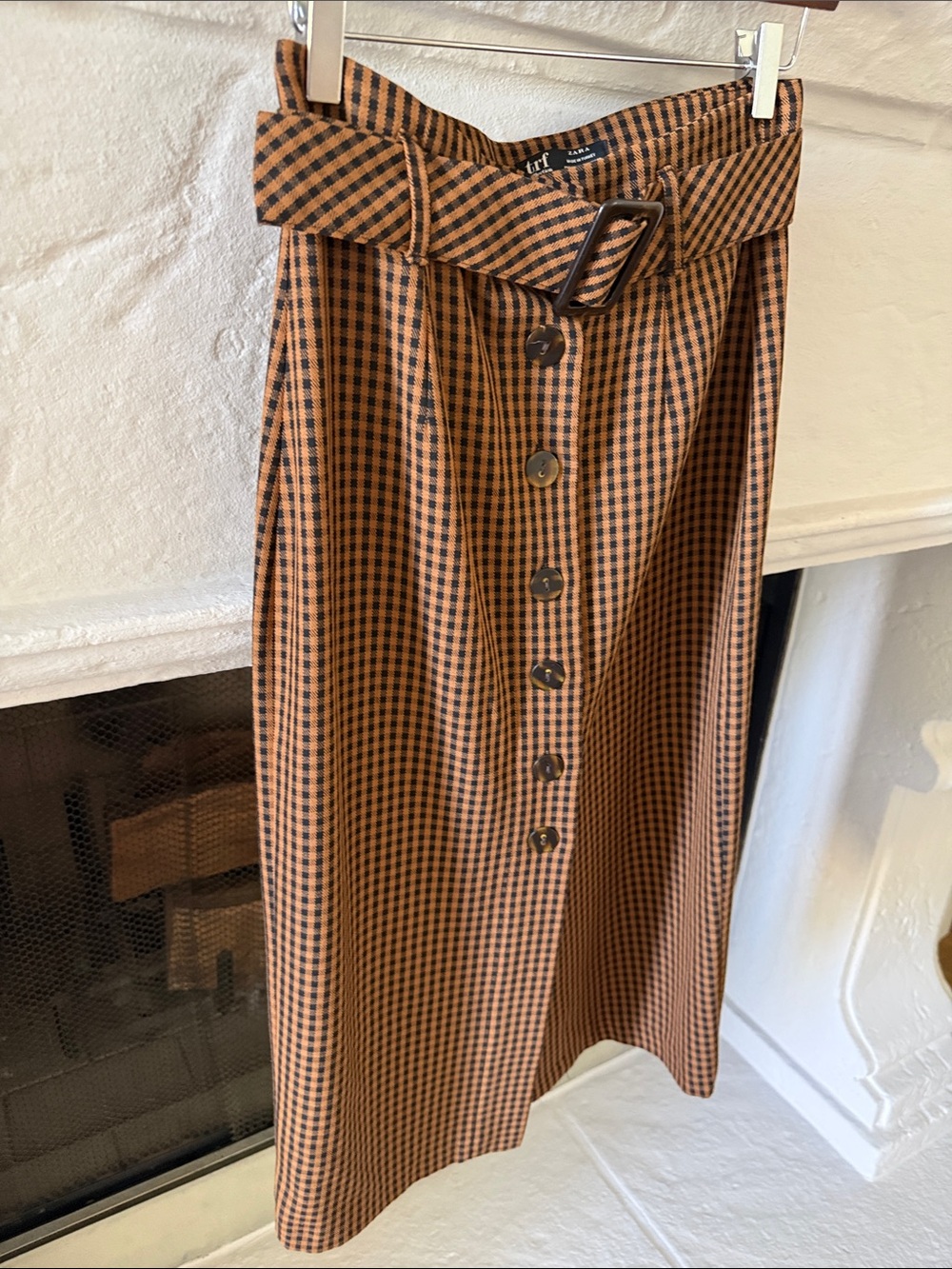 Zara High-Waist Button-Front Midi Skirt in Brown Gingham - Picture 4 of 4